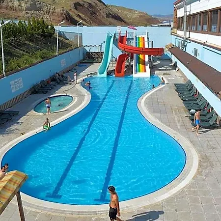 Koc Отель 3*